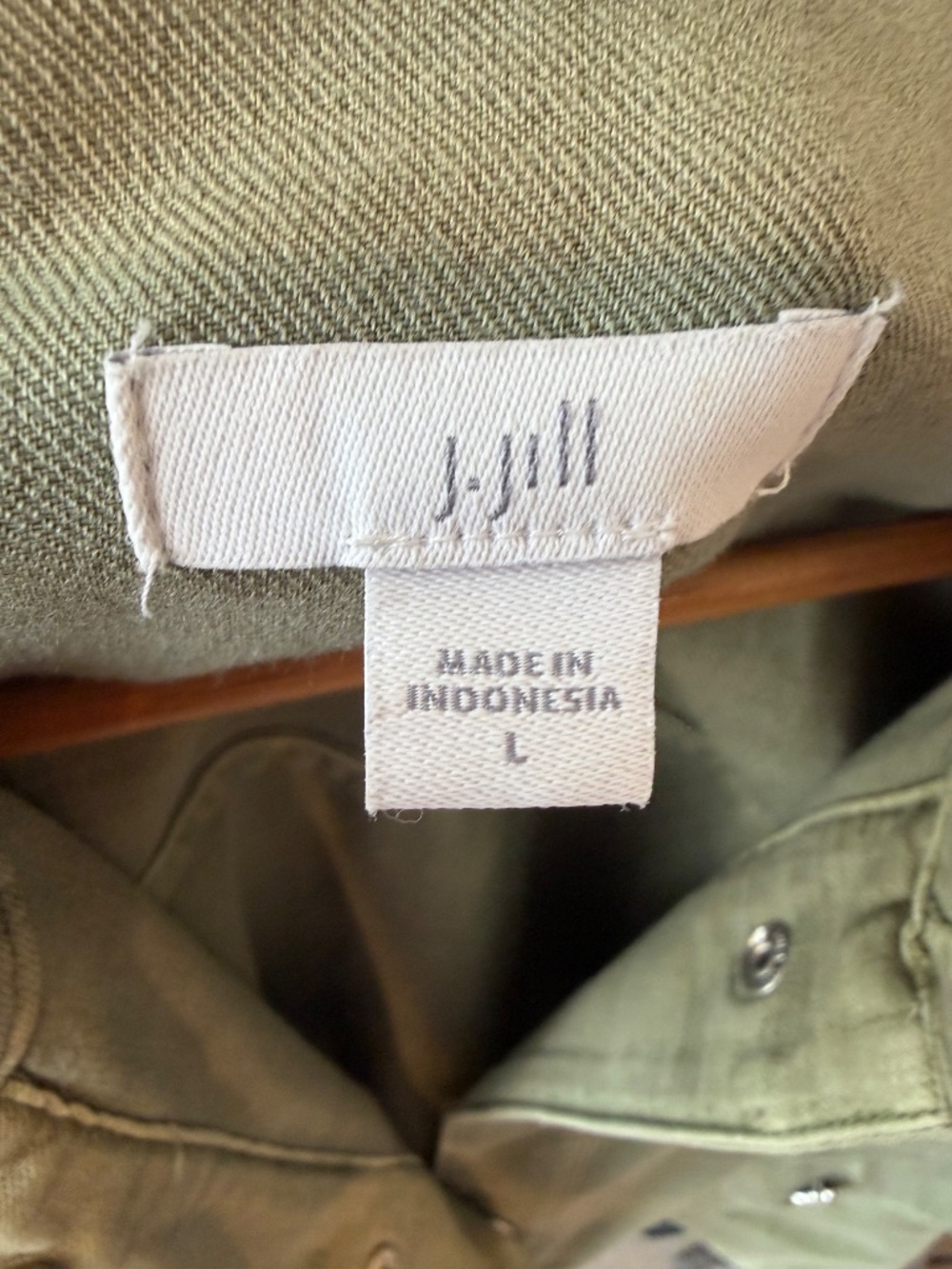 J. Jill Green Lightweight Shirt Jacket with Bling - Picture 5 of 6